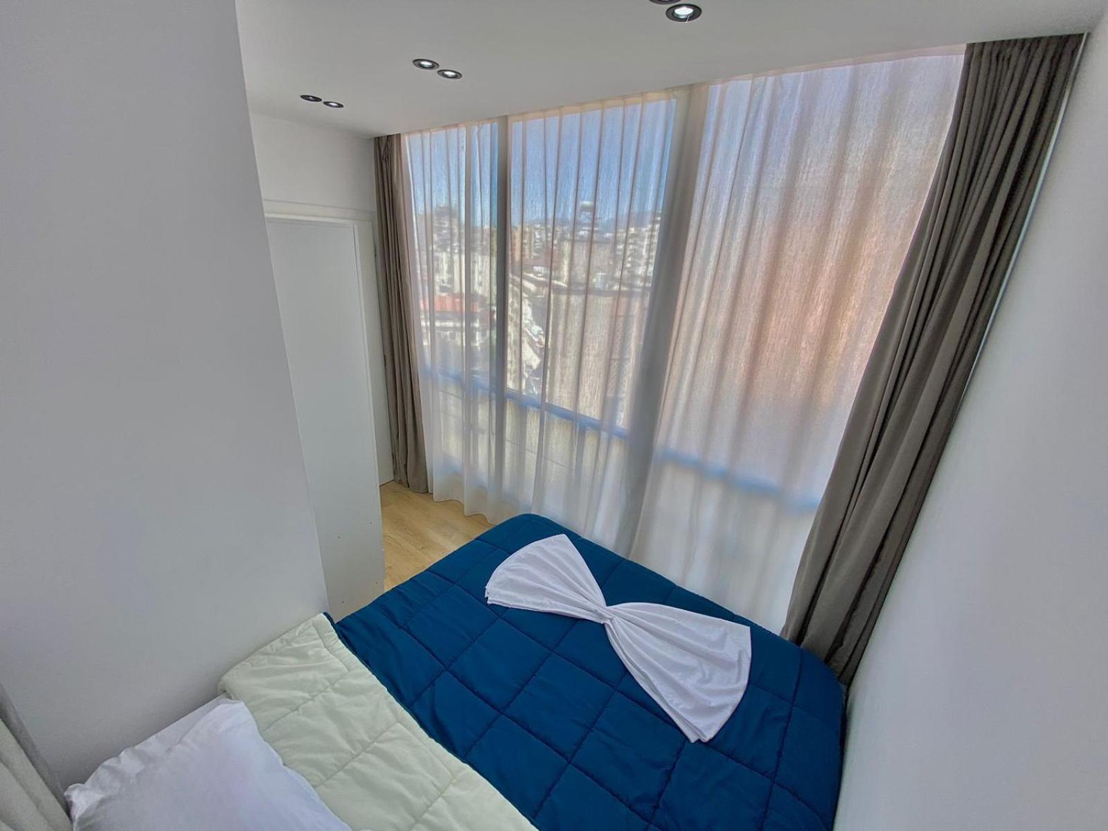 Mara Central Apartment 3 Tirana Exterior photo