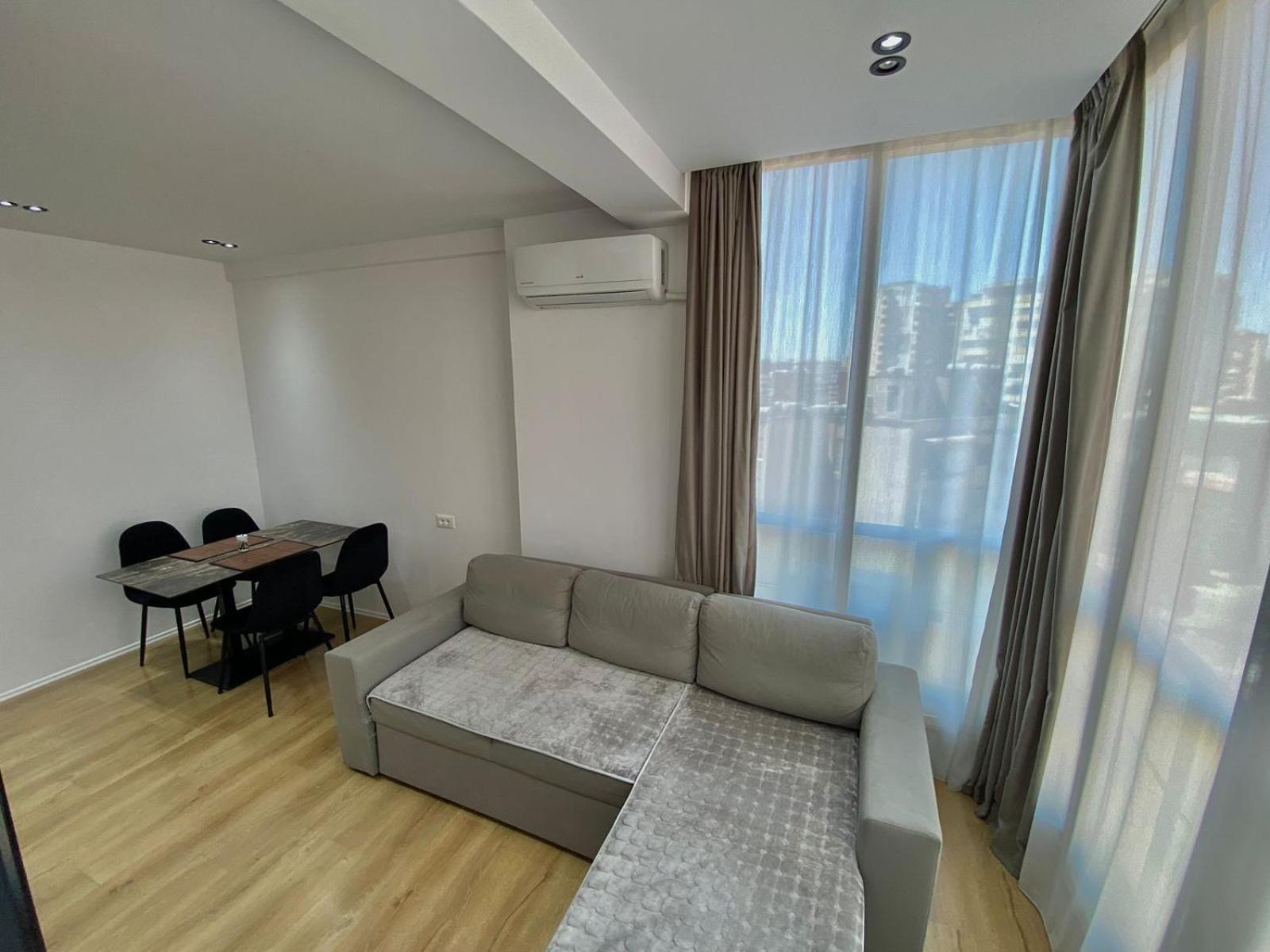 Mara Central Apartment 3 Tirana Exterior photo